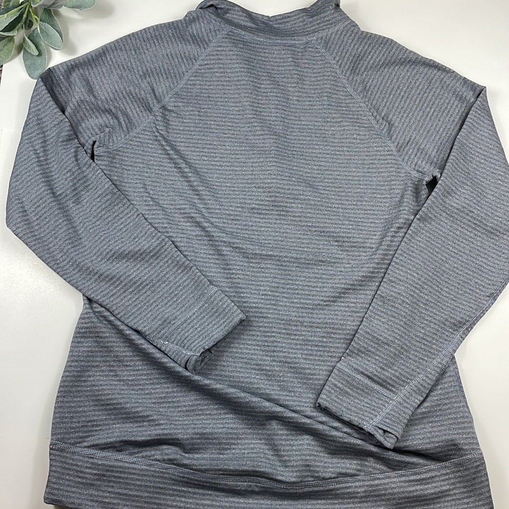 Eddie Bauer > Gray Pullover Sweatshirt Small - Picture 8 of 9